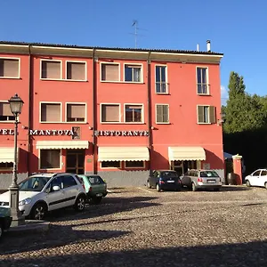 Hotel Mantova Мантуя