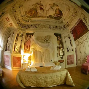Casa Museo Palazzo Valenti Gonzaga Мантуя